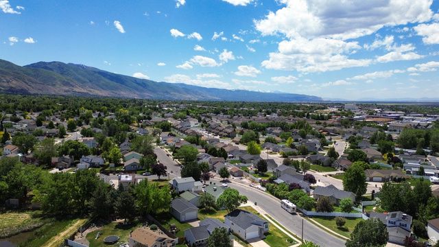 711 S 825 E, Layton, UT 84041
