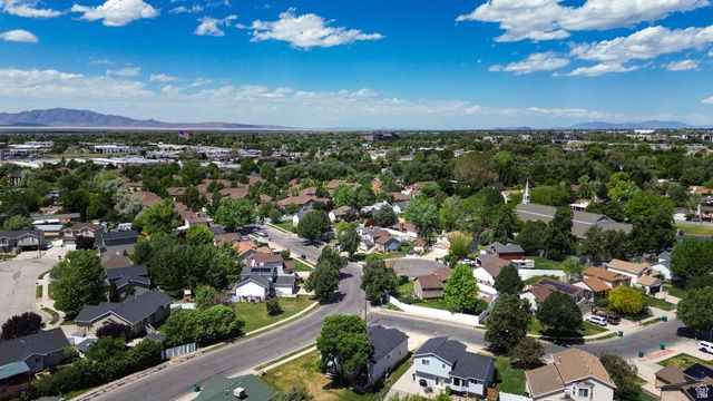 711 S 825 E, Layton, UT 84041