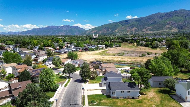711 S 825 E, Layton, UT 84041
