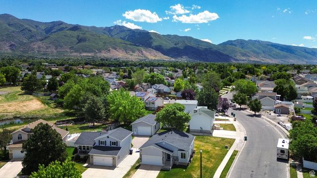 711 S 825 E, Layton, UT 84041