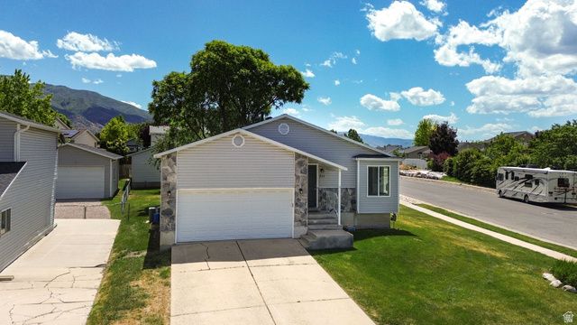 711 S 825 E, Layton, UT 84041