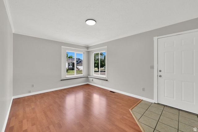 711 S 825 E, Layton, UT 84041