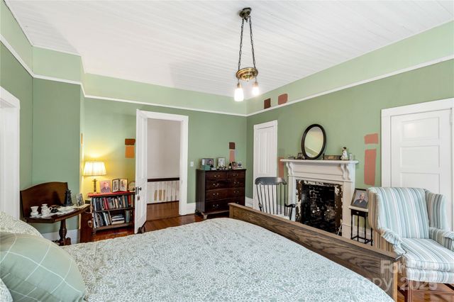 7 Kings Mountain Street, York, SC 29745