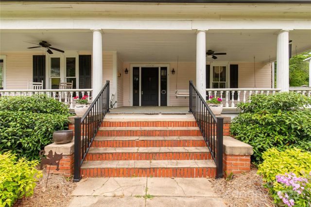 7 Kings Mountain Street, York, SC 29745