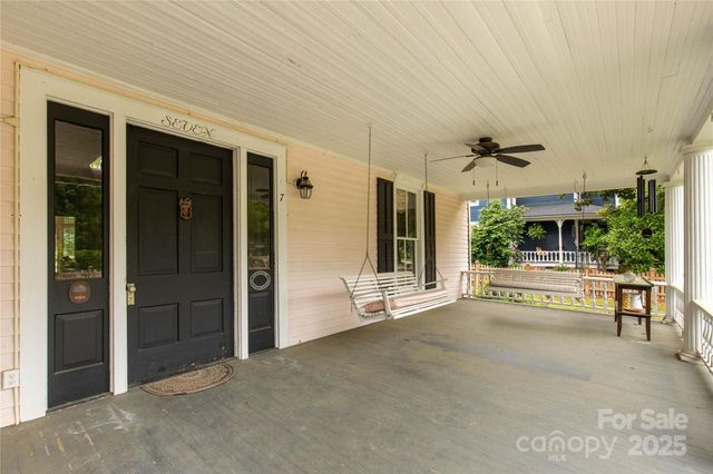 7 Kings Mountain Street, York, SC 29745