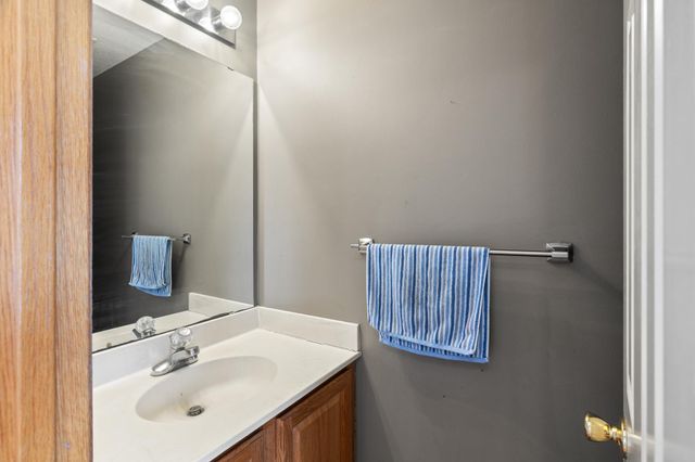 9811 Hamlet Lane S, Cottage Grove, MN 55016