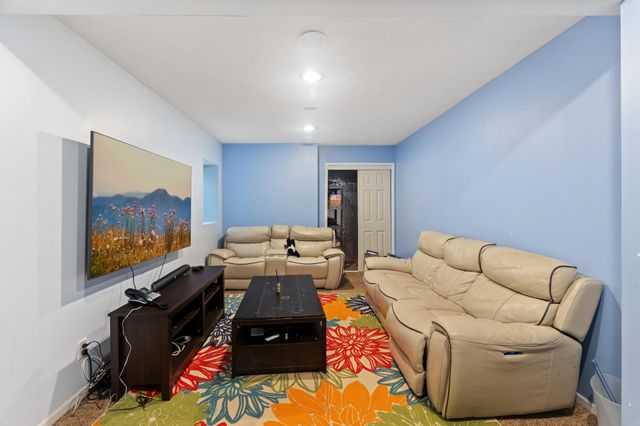 9811 Hamlet Lane S, Cottage Grove, MN 55016