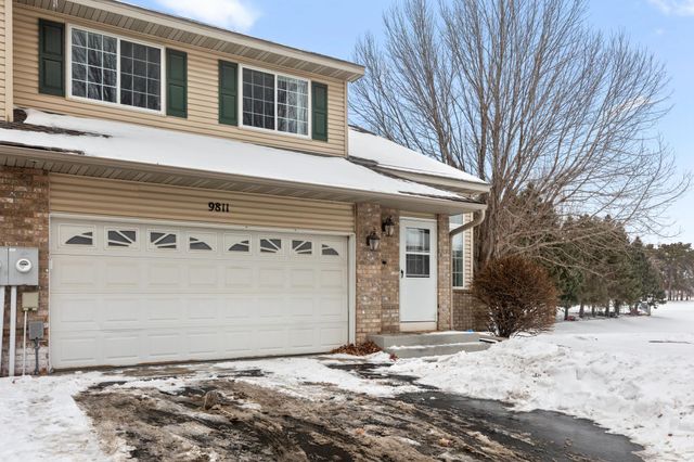 9811 Hamlet Lane S, Cottage Grove, MN 55016