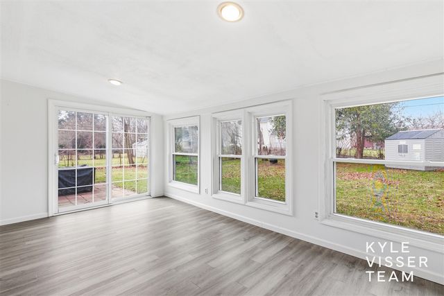 1661 Herrick Avenue, Grand Rapids, MI 49505