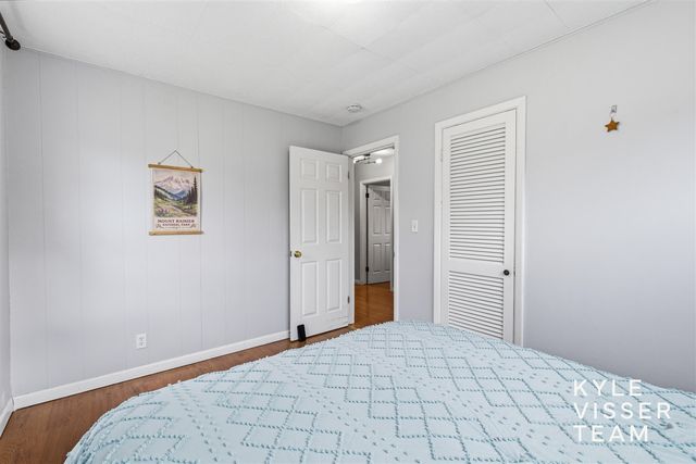 1661 Herrick Avenue, Grand Rapids, MI 49505