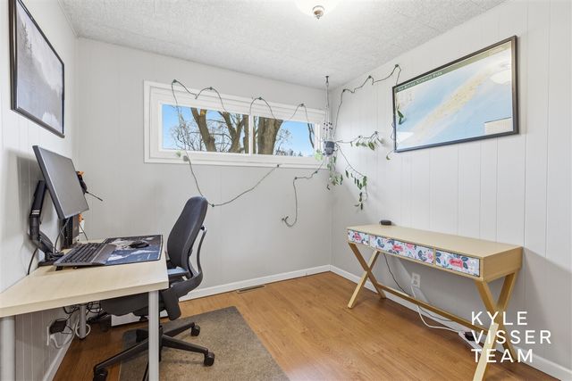 1661 Herrick Avenue, Grand Rapids, MI 49505