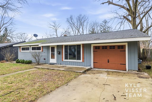 1661 Herrick Avenue, Grand Rapids, MI 49505