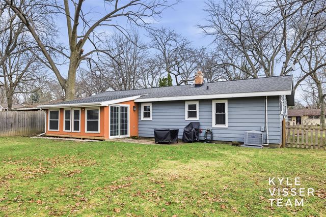 1661 Herrick Avenue, Grand Rapids, MI 49505