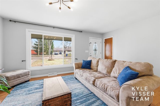 1661 Herrick Avenue, Grand Rapids, MI 49505