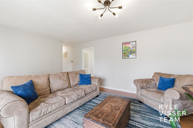 1661 Herrick Avenue, Grand Rapids, MI 49505