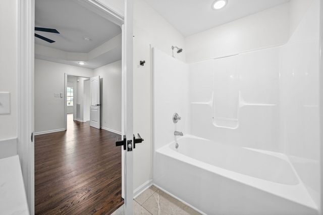 270 Harold Dr, Clarksville, TN 37040