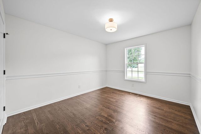270 Harold Dr, Clarksville, TN 37040