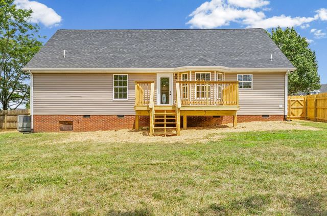 270 Harold Dr, Clarksville, TN 37040