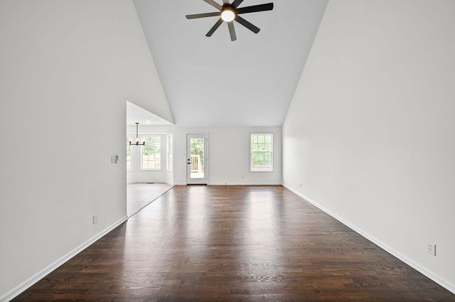 270 Harold Dr, Clarksville, TN 37040