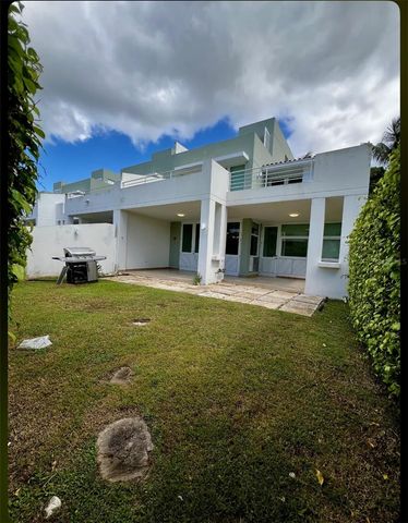 I30 VILLAS DE GOLF, Juncos, PR 00777