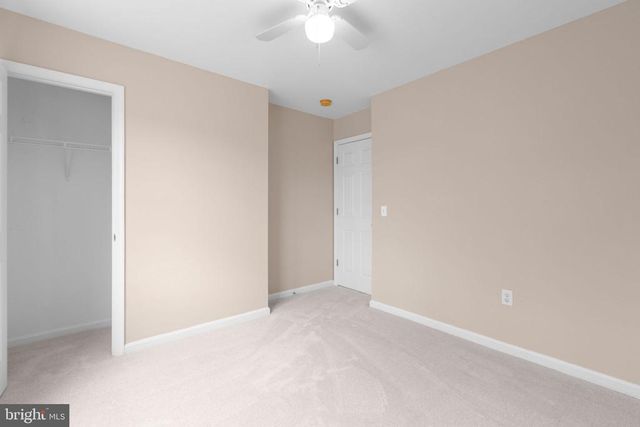 12215 STONEHENGE DR, Fredericksburg, VA 22407