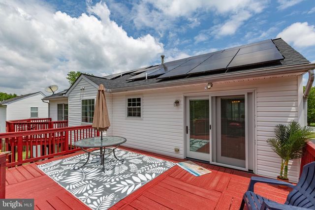 12215 STONEHENGE DR, Fredericksburg, VA 22407