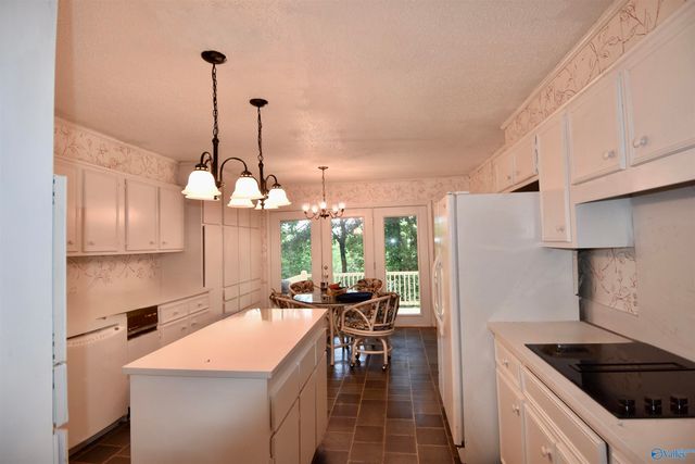 5805 Jones Valley Drive SE, Huntsville, AL 35802