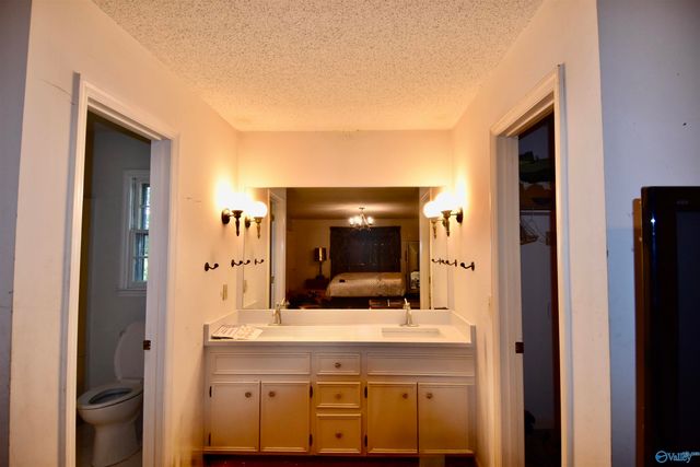5805 Jones Valley Drive SE, Huntsville, AL 35802