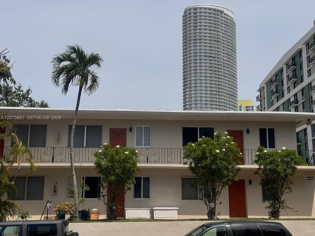 435 SW 5th Avenue 1, Miami, FL 33130