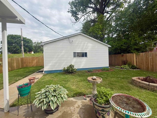 3115 Forest Avenue, Evansville, IN 47712
