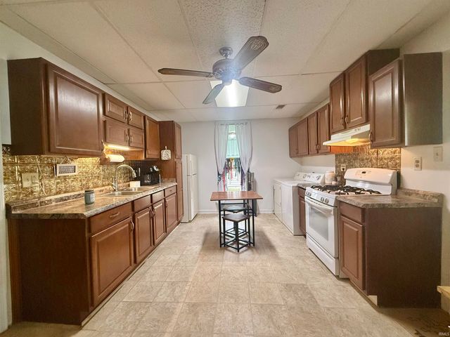 3115 Forest Avenue, Evansville, IN 47712