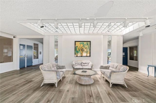 814 Camino Real 104, Redondo Beach, CA 90277