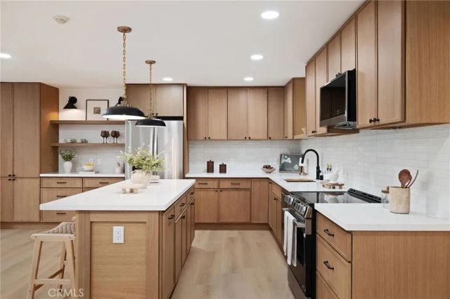 814 Camino Real 104, Redondo Beach, CA 90277
