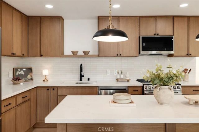 814 Camino Real 104, Redondo Beach, CA 90277