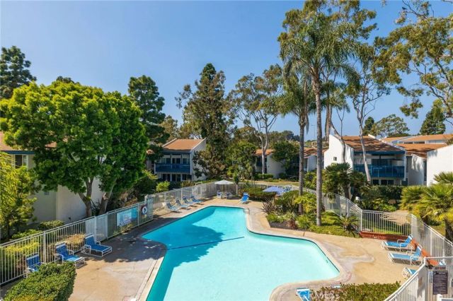 814 Camino Real 104, Redondo Beach, CA 90277