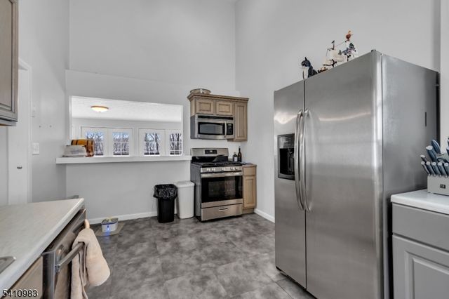 165 Glenside Trl, Byram Twp., NJ 07871