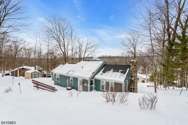 165 Glenside Trl, Byram Twp., NJ 07871