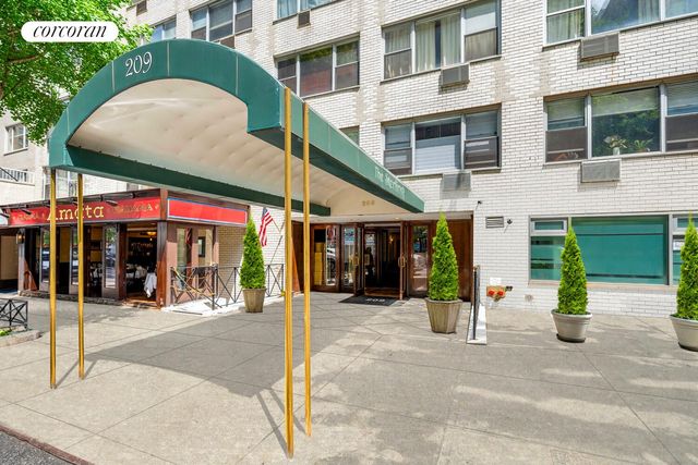 209 E 56th St Apt 2K, New York City, NY 10022