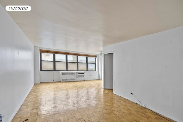 209 E 56th St Apt 2K, New York City, NY 10022