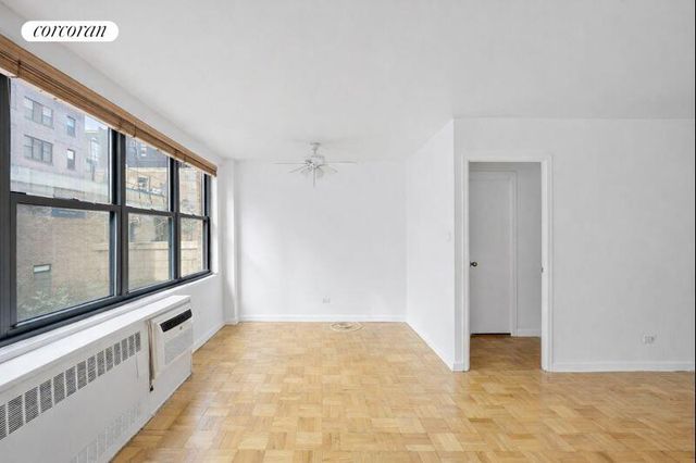 209 E 56th St Apt 2K, New York City, NY 10022