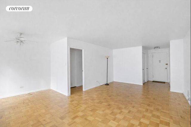 209 E 56th St Apt 2K, New York City, NY 10022