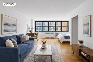 209 E 56th St Apt 2K, New York City, NY 10022