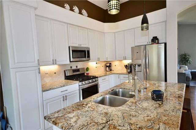 31730 Via Cordoba, Temecula, CA 92592