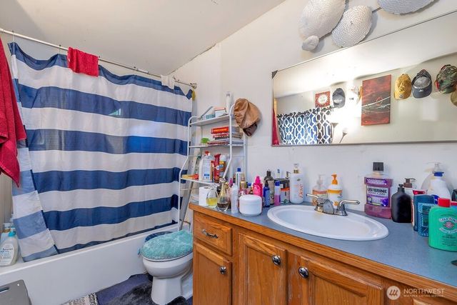 3303 E Harstine Island Road S, Shelton, WA 98584