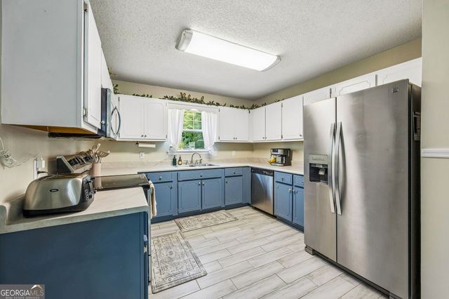 109 Lake Crest Drive, Kingsland, GA 31548