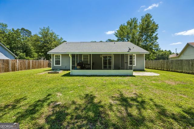 109 Lake Crest Drive, Kingsland, GA 31548