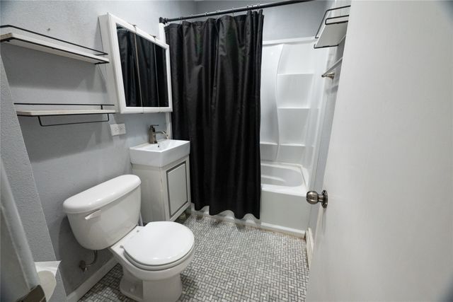 3517 38th Street, Des Moines, IA 50310
