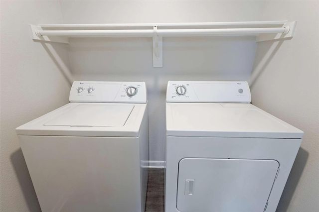 12215 Hunters Chase DR N-10207N, Austin, TX 78729