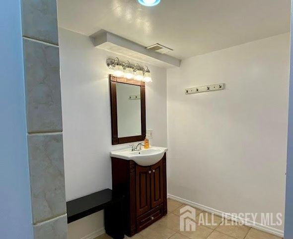 506 Jansen Avenue, Avenel, NJ 07001
