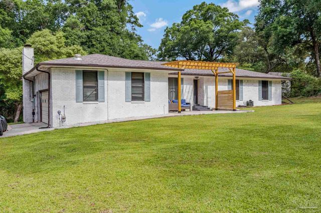 6257 Spanish Oak Ct, Pensacola, FL 32526